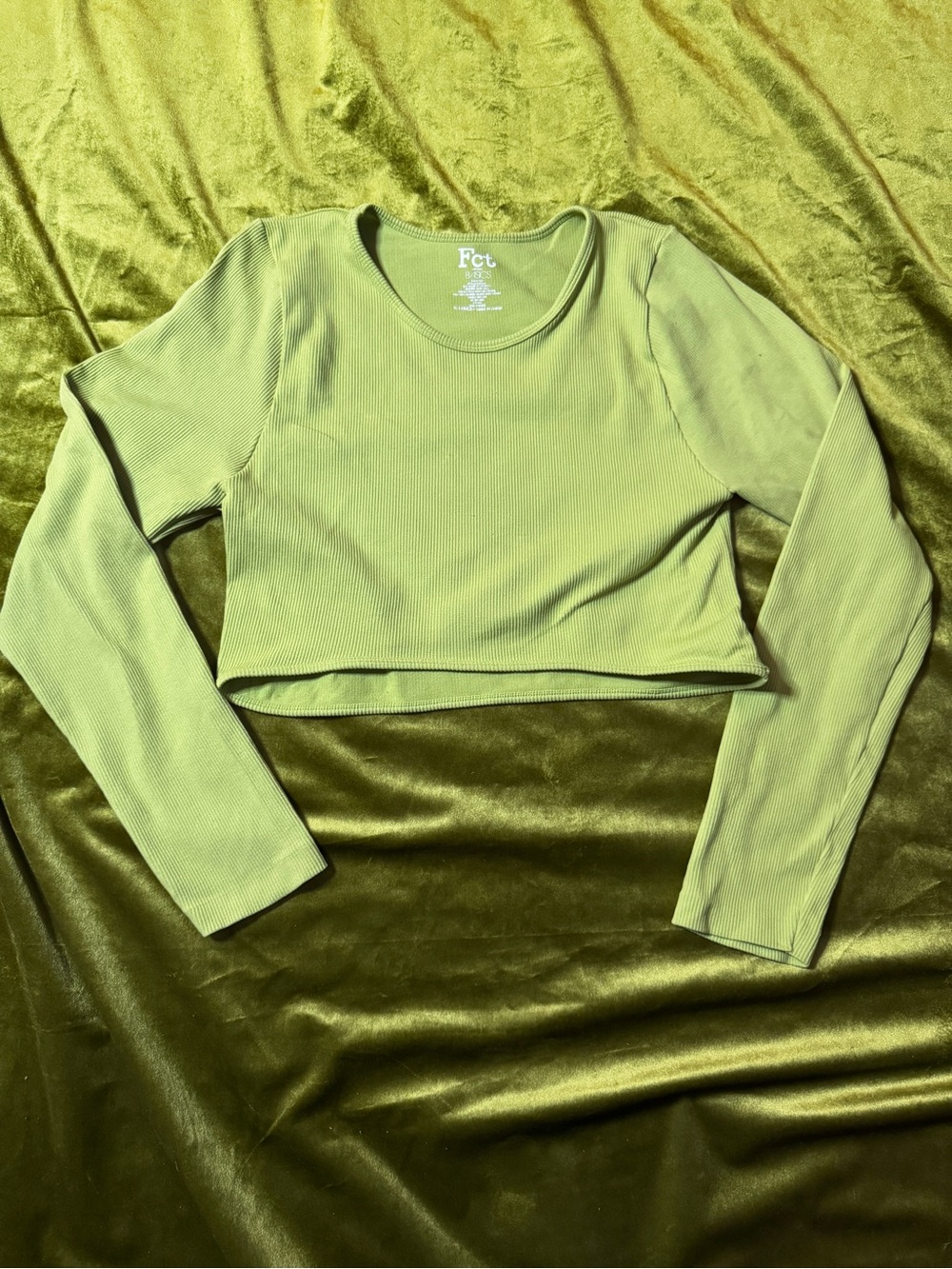 Women's Lime Green Ribbed Long-Sleeve Crop Top